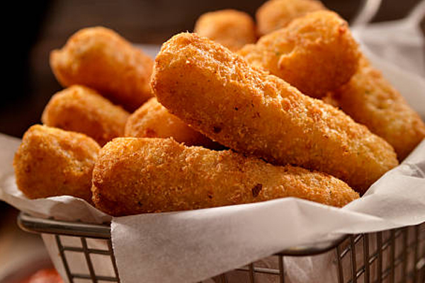 Italian dinners in Wayland MA featuring pasta and classic entrees